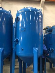 空壓機(jī)，儲(chǔ)氣罐，噴砂機(jī)